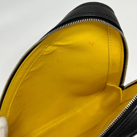 BALENCIAGA 476976 Triangle triangle clutch bag bag Pouch Leather Black - Picture 11 of 13